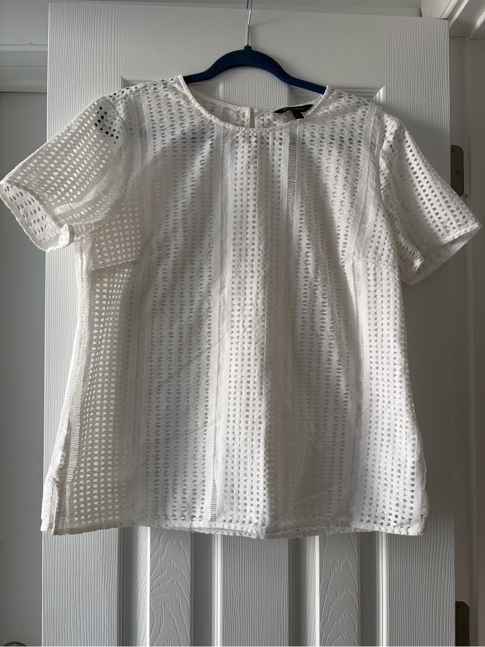Banana Republic White Eyelet Short Sleeve Blouse